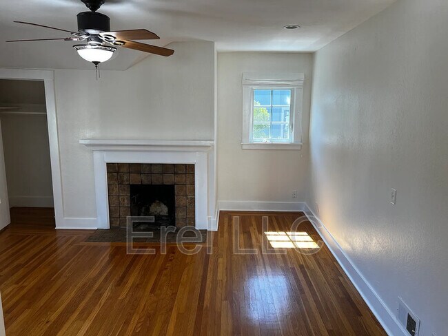 Foto del edificio - 2521 Ashby Ave