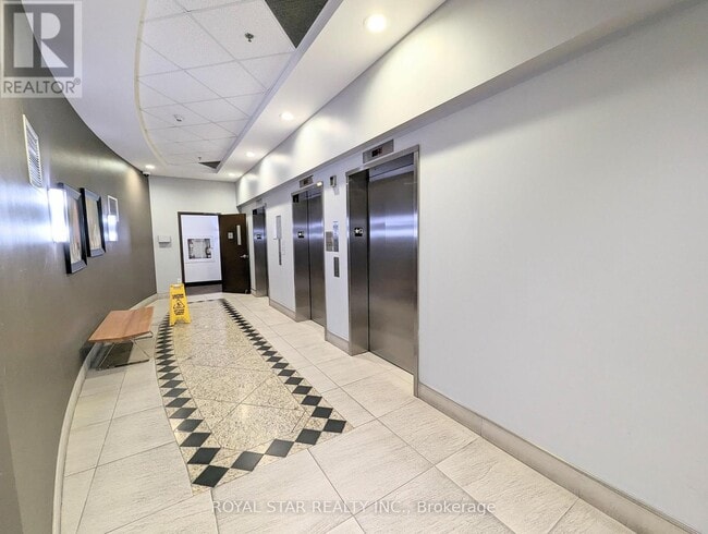 Photo du bâtiment - 70 Landry St