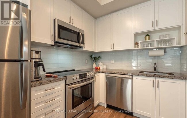 Building Photo - 1120 Briar Hill Ave