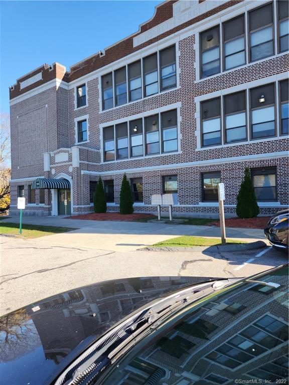 120 Elizabeth St Norwich, CT 06360 Alquileres en Norwich, CT