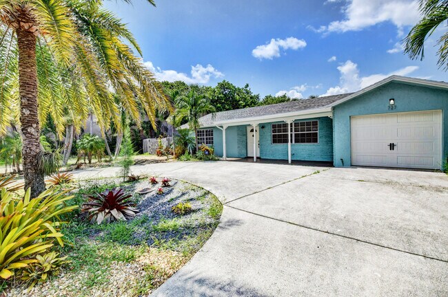 Photo - 727 SW 25th Ave House