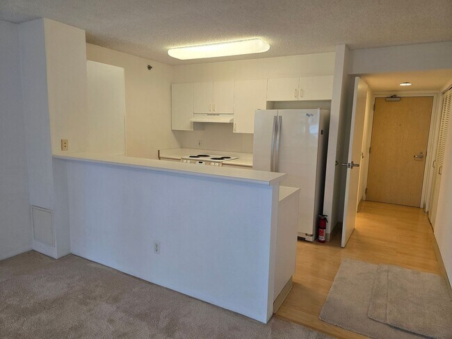 Foto del edificio - 1450 Young St