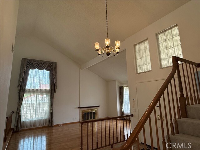 Building Photo - 1405 Deerfoot Dr