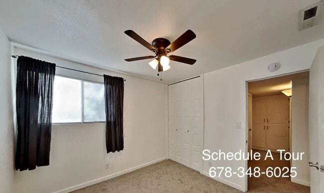 Foto del edificio - Welcome To This Beautiful 4-Bedroom