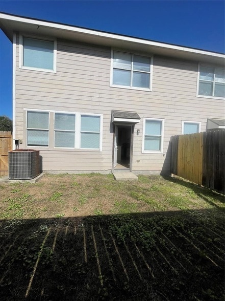 Foto del edificio - 13064 Peppergate Ln