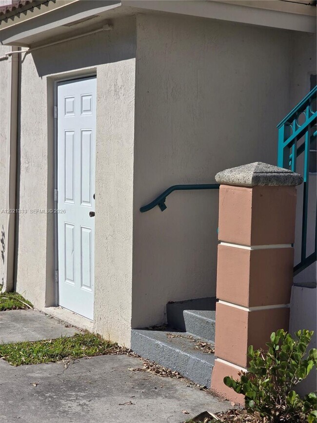 Foto del edificio - 2930 SE 13th Ave