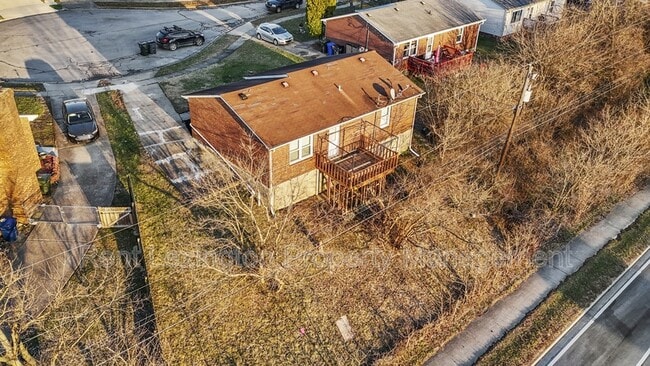 Foto del edificio - 608 McCurdy Ct