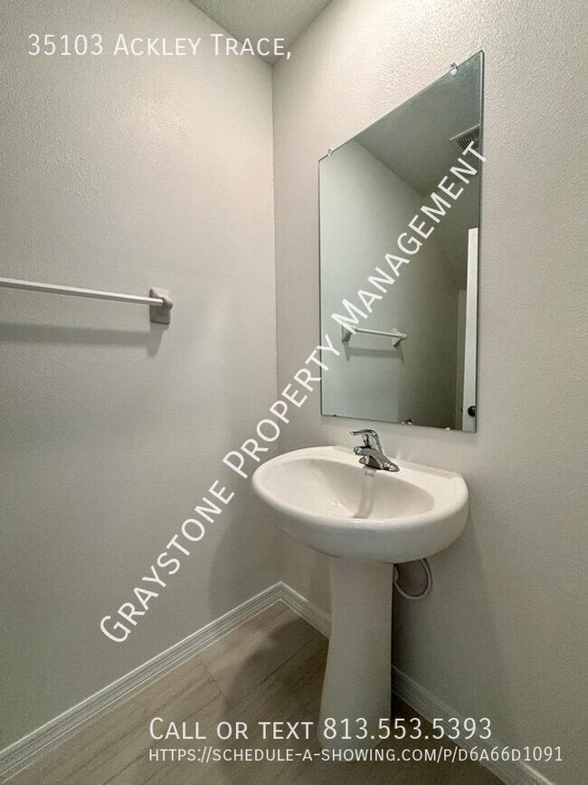 Foto del edificio - Landlord's special offer! Up to a months r...