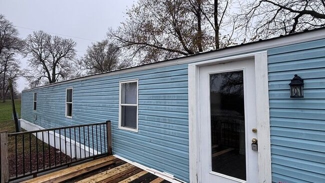 Building Photo - Newly Remodeled Home For Sale