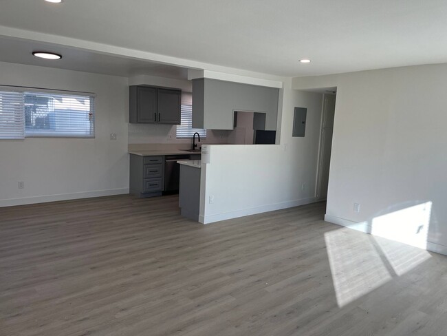 Building Photo - 1303 Beryl St