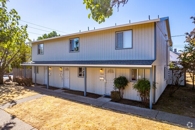 Exterior - 5407 SE 77th Ave