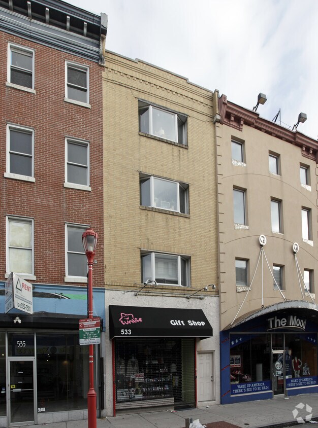 Primary Photo - 533 South St