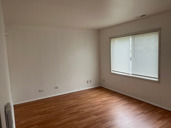 Building Photo - 1607 McKool Ave