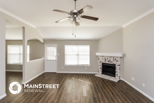 Foto del edificio - 3305 Overstreet Ln