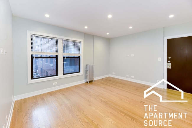 Foto del edificio - 516 W Cornelia Ave