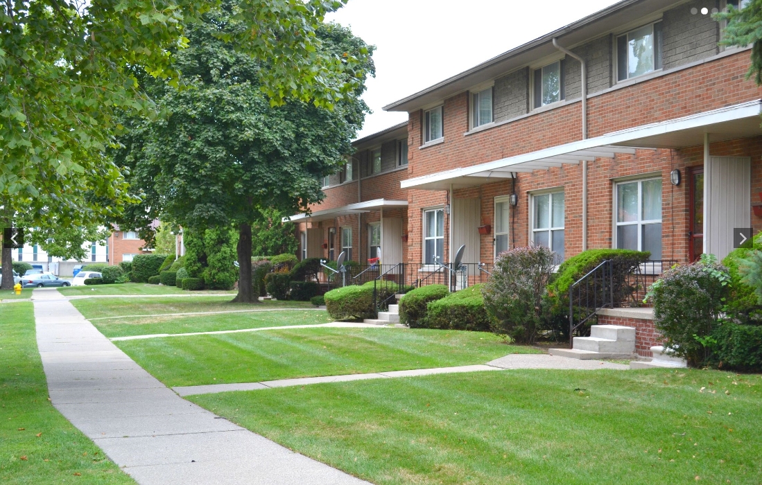 Primary Photo - Stratford Villa - Oak Park, MI