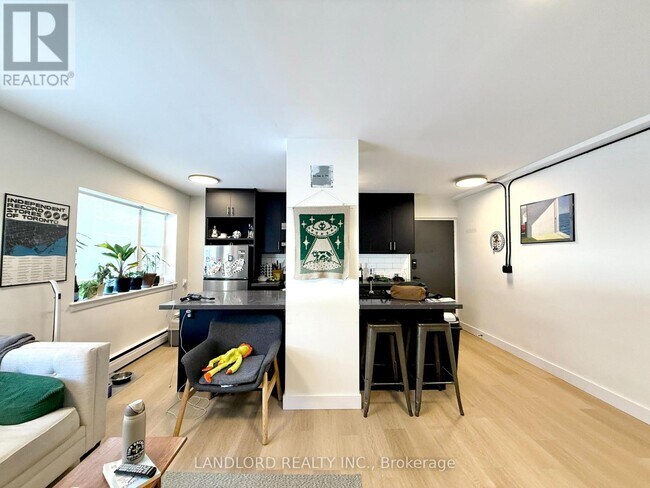 Photo du bâtiment - 111 Craydon Rd