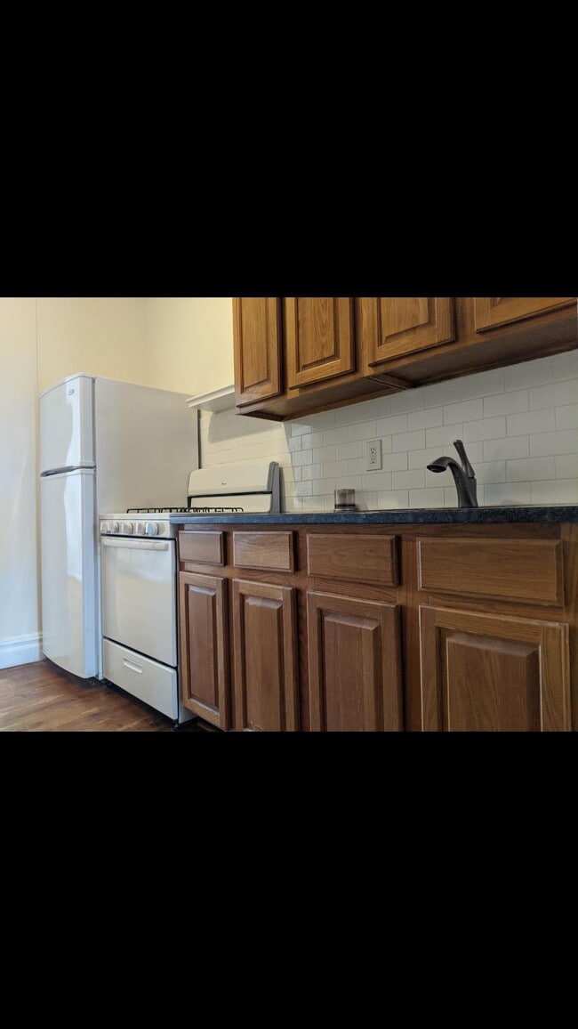 Building Photo - 503 East 116th Street