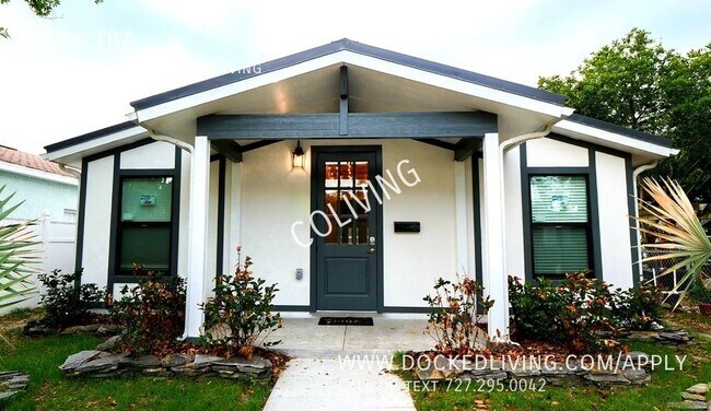 Foto del edificio - 1/1 Bedroom in Co-living House! Private ba...