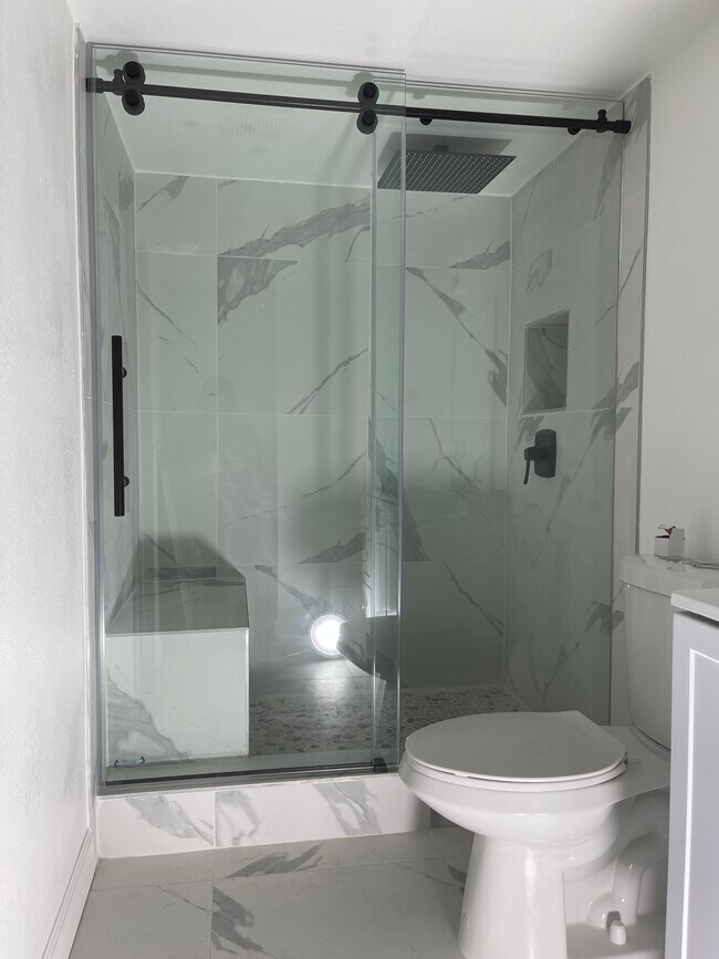 Foto del edificio - 13475 SW 9th St