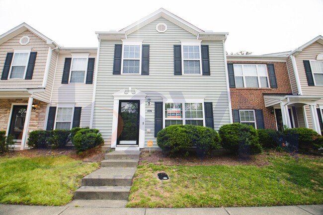 Building Photo - Charming 3-Bedroom, 2.5 Bath Townhome Comi...