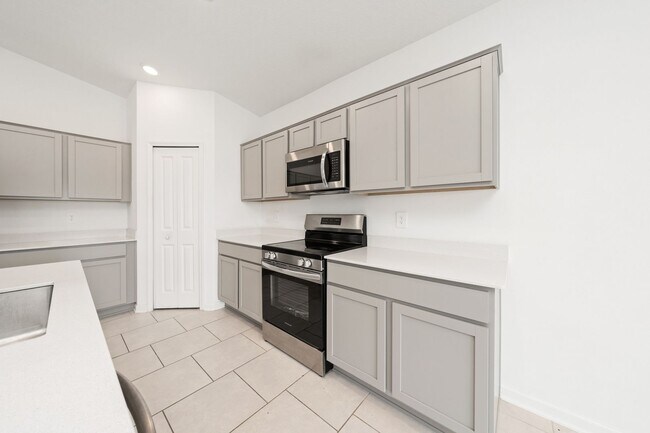 Foto del edificio - 4816 Edensbridge Ln