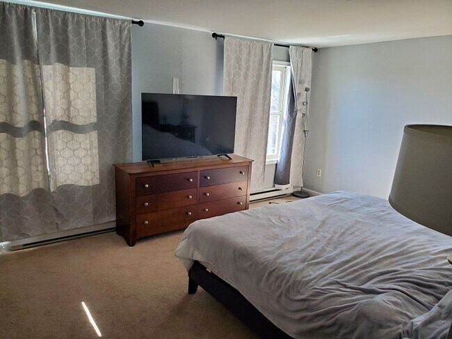 Foto del edificio - Updated 2 Bedroom  Townhouse