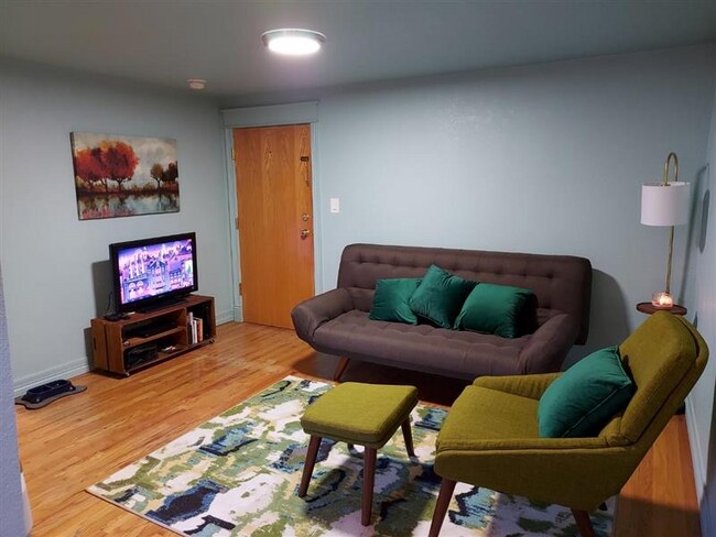 Foto del edificio - 1650 N Pearl St