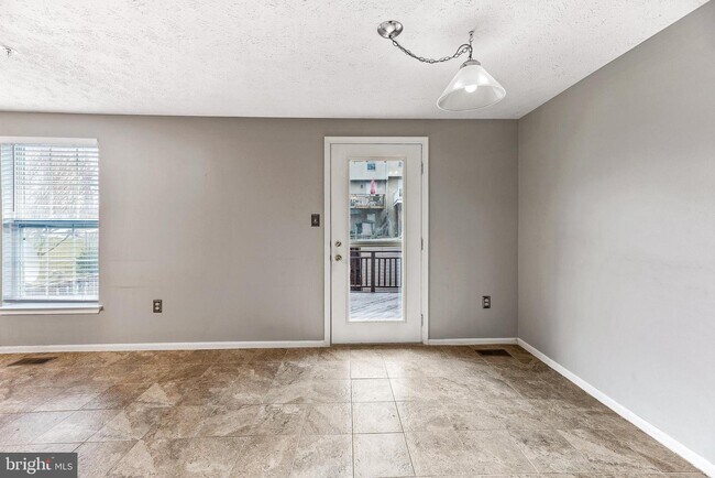 Building Photo - 8755 Chesapeake Lighthouse Dr