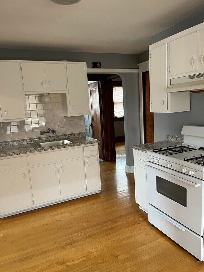 Building Photo - 2869 N 57th St