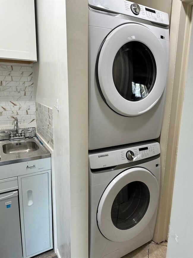 Foto del edificio - 2086 SW 71st Way