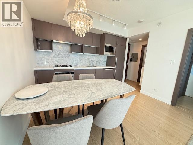 Building Photo - 68 Smithe St