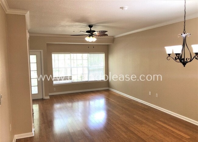 Photo - Beautiful 3 bd / 2 ba Condo in Metrowest!!