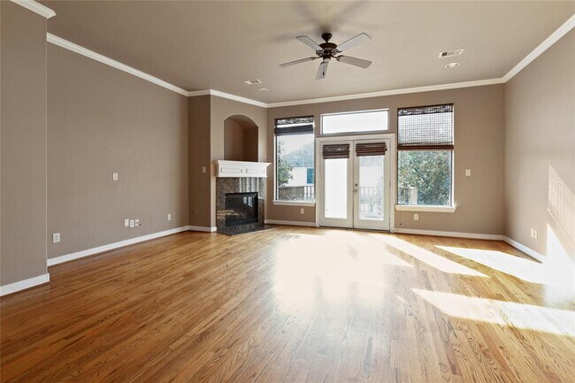 Building Photo - 5409 Petty St