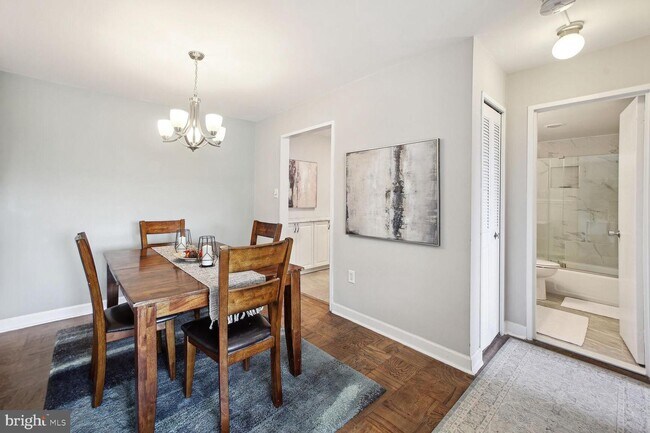 Foto del edificio - 2939 Van Ness St NW