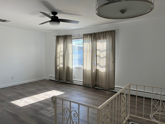 Foto del edificio - 717 8th St