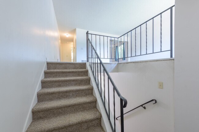 Foto del edificio - 6124 73rd Ave N
