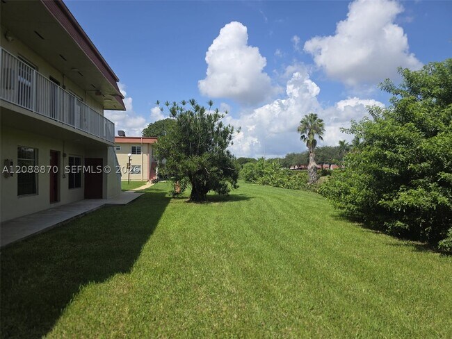Foto del edificio - 12811 SW 43rd Dr