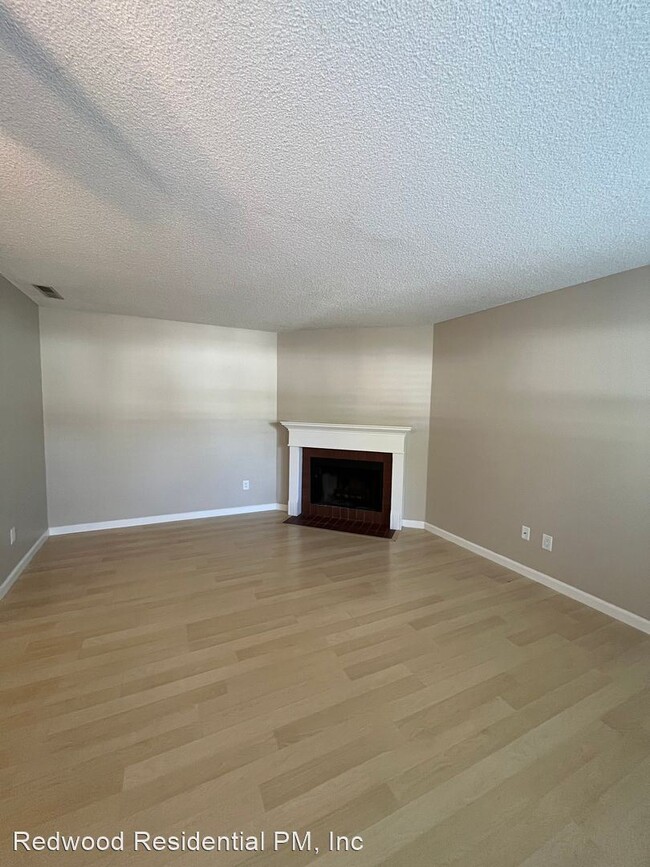 Building Photo - 2 br, 1.5 bath House - 6808 Avenida Cala