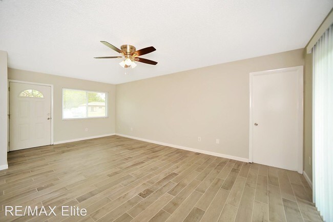 Building Photo - 2 br, 1 bath House - 1427 MacKay Ave SE