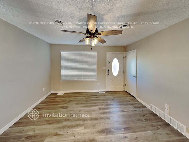 Foto del edificio - 3570 E 122nd Ave