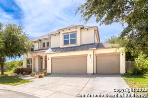 Foto del edificio - 8881 Highland Dawn