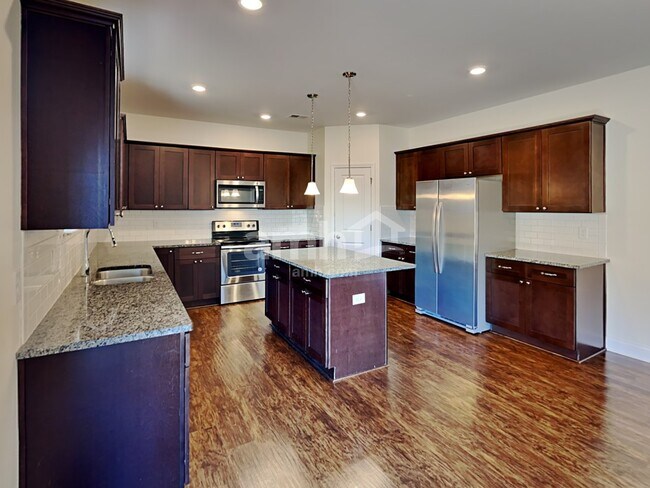 Building Photo - 5735 Winding Lakes Drive