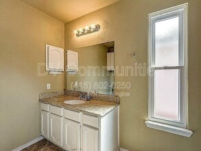 Building Photo - 5907 Cinnamon Creek Cir