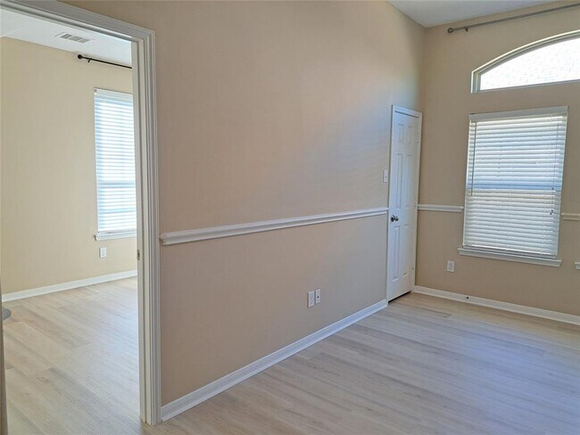 Foto del edificio - 21910 Cascade Hollow Ln