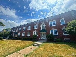 Building Photo - 7 Winchester Pl