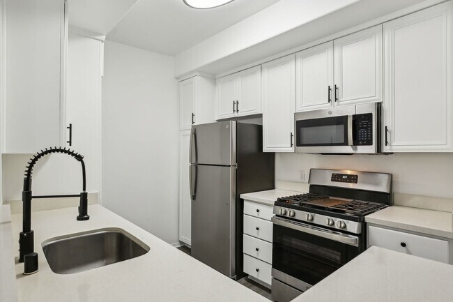 Interior Photo - 2245 Beverly Glen Blvd.