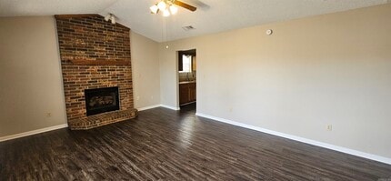 Building Photo - 2009 Cedarwood Cove