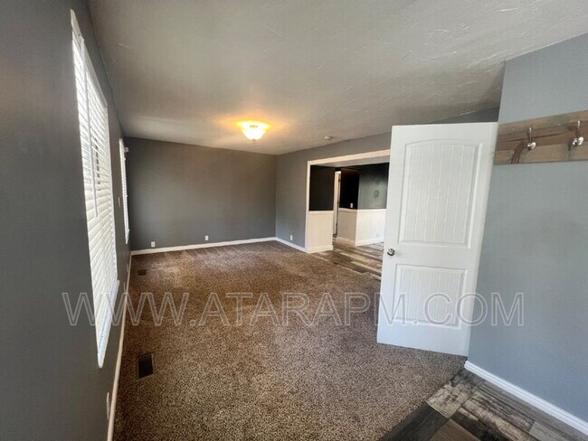 Foto del edificio - 11633 Nicklaus Rd