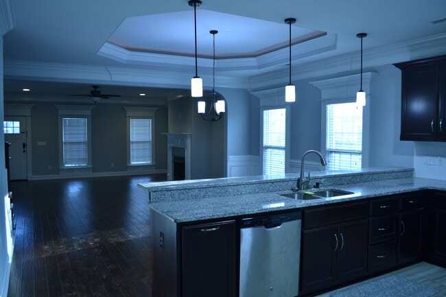 Building Photo - 134 Rillia Dr